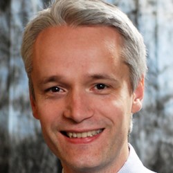 Photo of Dr Robin Jones